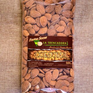 Almendra Cruda Española con piel 1Kg